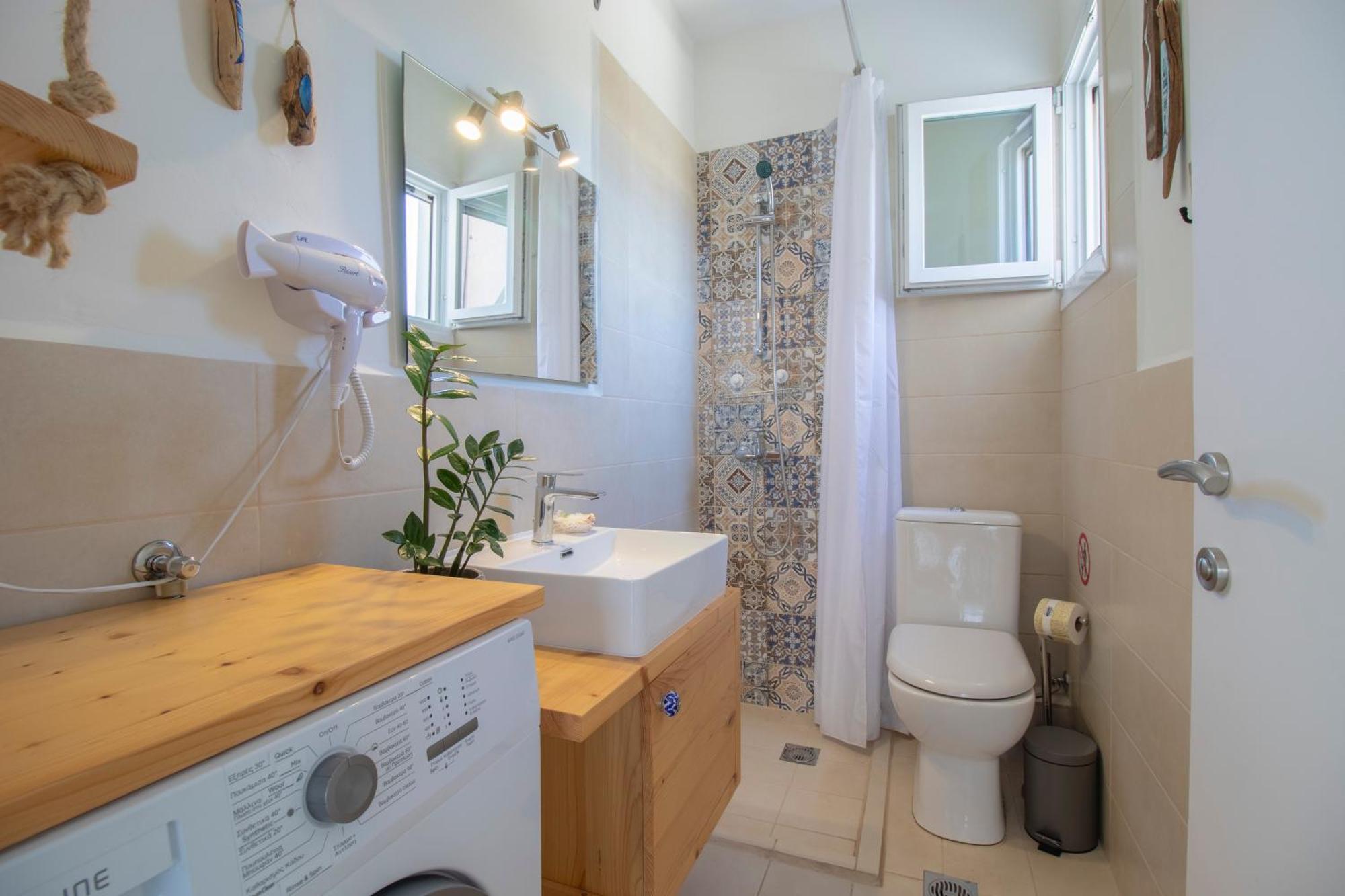 Babilia Central Appartment Suites Limenas Hersonisou Херсонисос Екстериор снимка