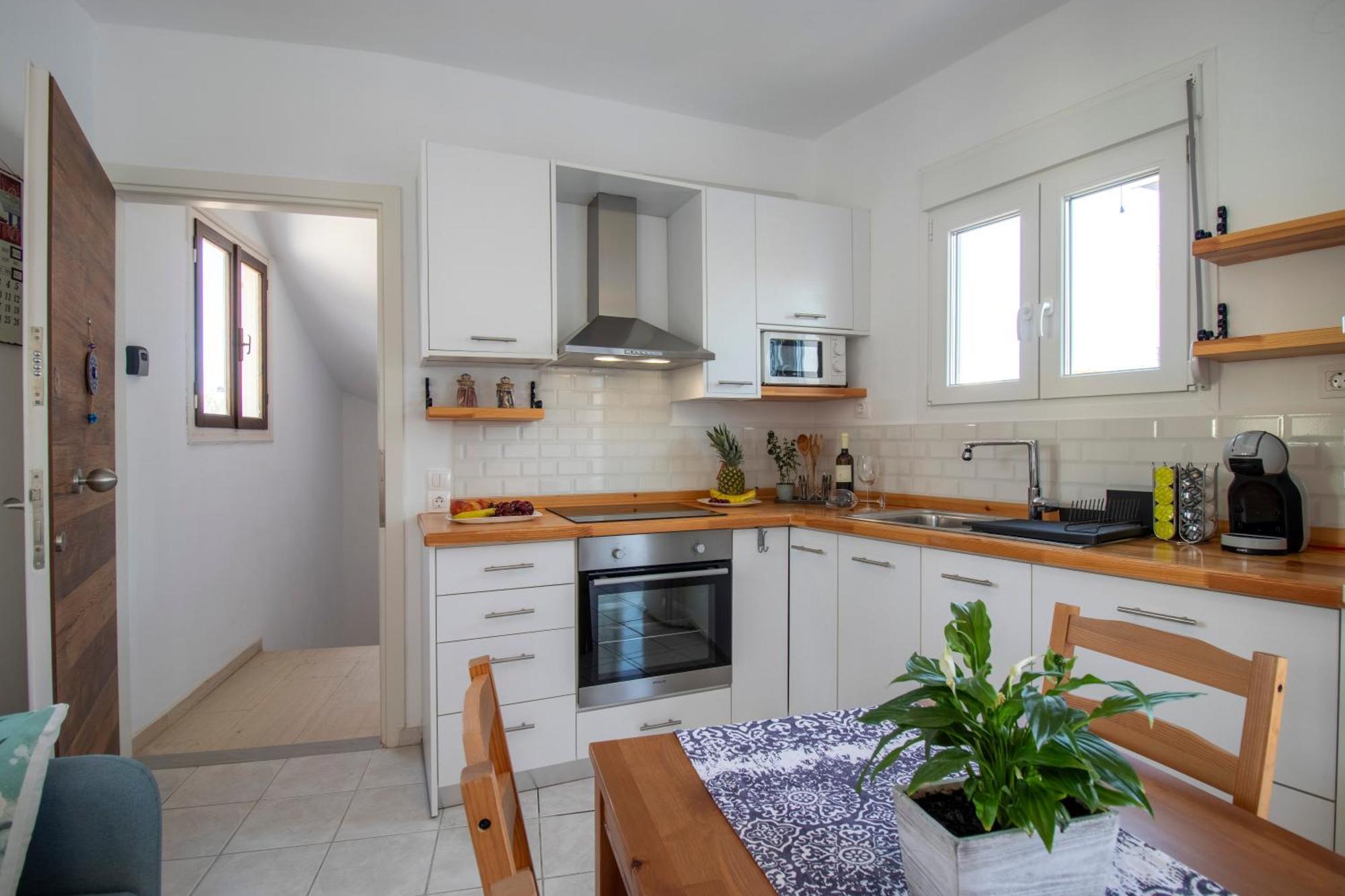 Babilia Central Appartment Suites Limenas Hersonisou Херсонисос Екстериор снимка